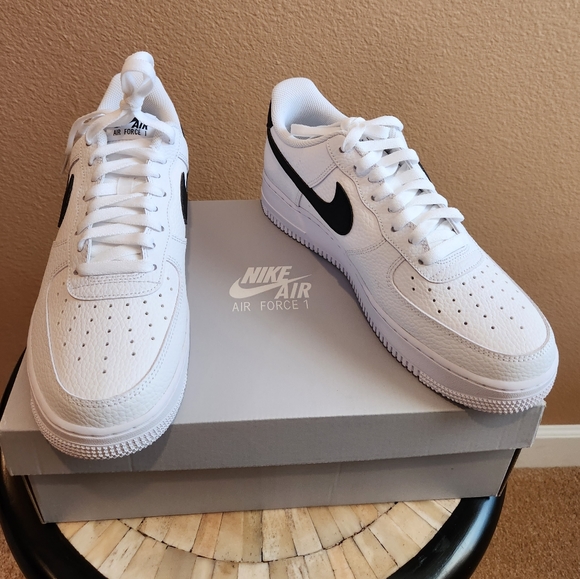 NIB Nike Air Force 1 '07 - Picture 3 of 7